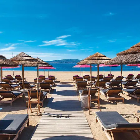 T2 En Hypercentre -parking Privé-clim-proche Sainte-Maxime