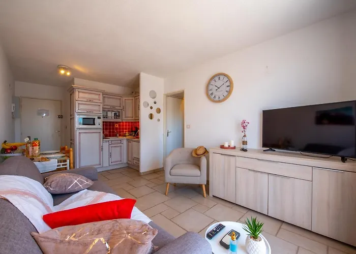 T2 En Hypercentre -parking Prive-clim-proche Apartment Sainte-Maxime