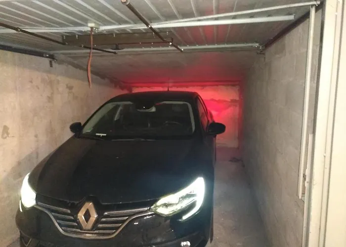 T2 En Hypercentre -parking Privé-clim-proche * Sainte-Maxime